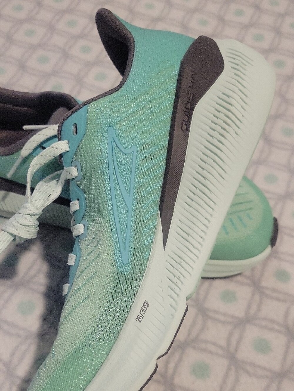 Altra Women's Mint Teal W Experience Form Athletic Running Shoes - Picture 3 of 9